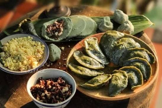 Bánh khúc nhân thịt bà Viện